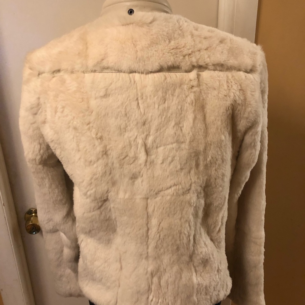 Gorgeous Reversible Winter White Jacket - image 4